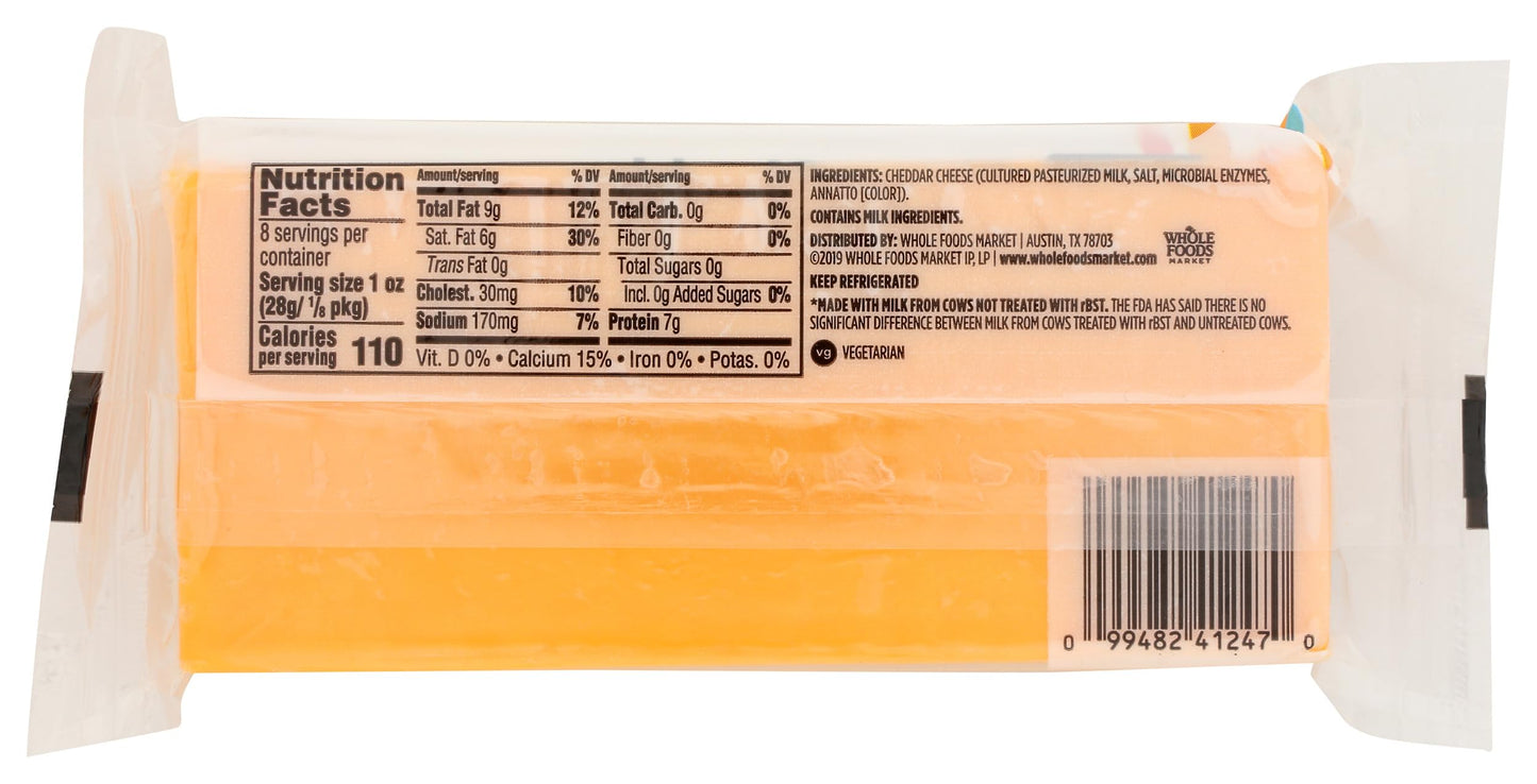 365 Everyday Value, Sharp Cheddar Bar, 8 oz
