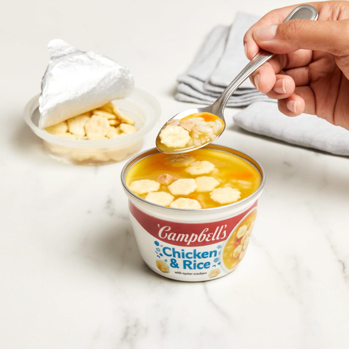 Campbell'S Chicken And Rice Soup With Oyster Crackers, 7.35 Ounce Microwavable Bowl (Case Of 6)