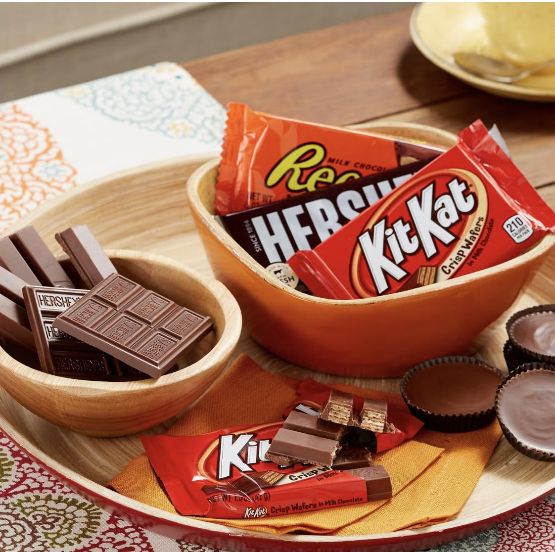 HRESHEYS Chocolate Candy Bar Variety Pack - Includes KT KAT, RESEES Peanut Butter Cups, and HRSEHEYS Milk Chocolate, Individuall
