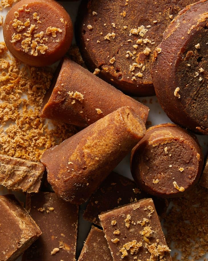 Generic Brown sugar cone, Cono de Piloncillo, 100% Mexican Brown Sugar, Brown Sugar Cane (Pack of 3, 7oz Cones)
