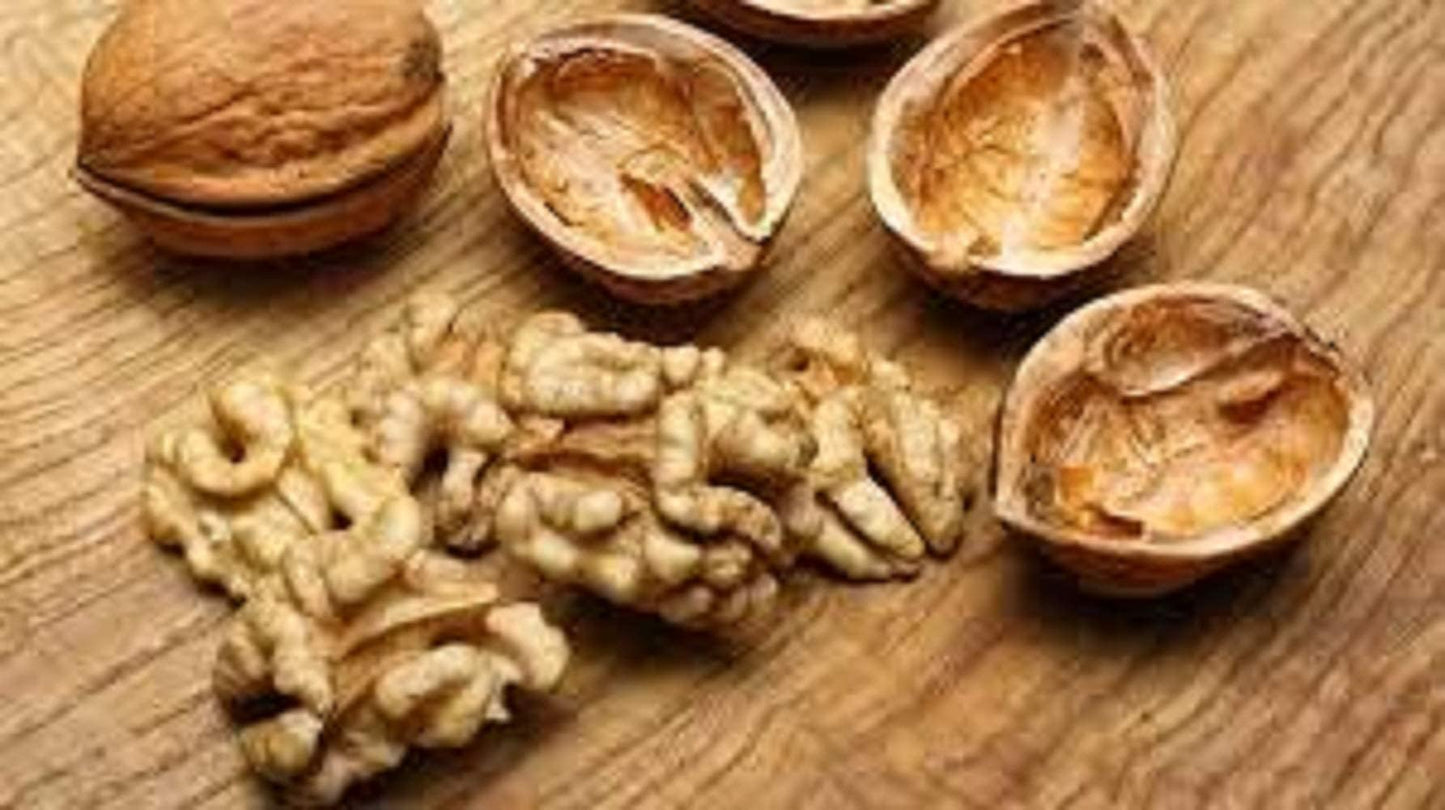 Farm Fresh Nuts In Shell Walnuts - 2.5 Lbs - Large Natural California Brown Walnuts