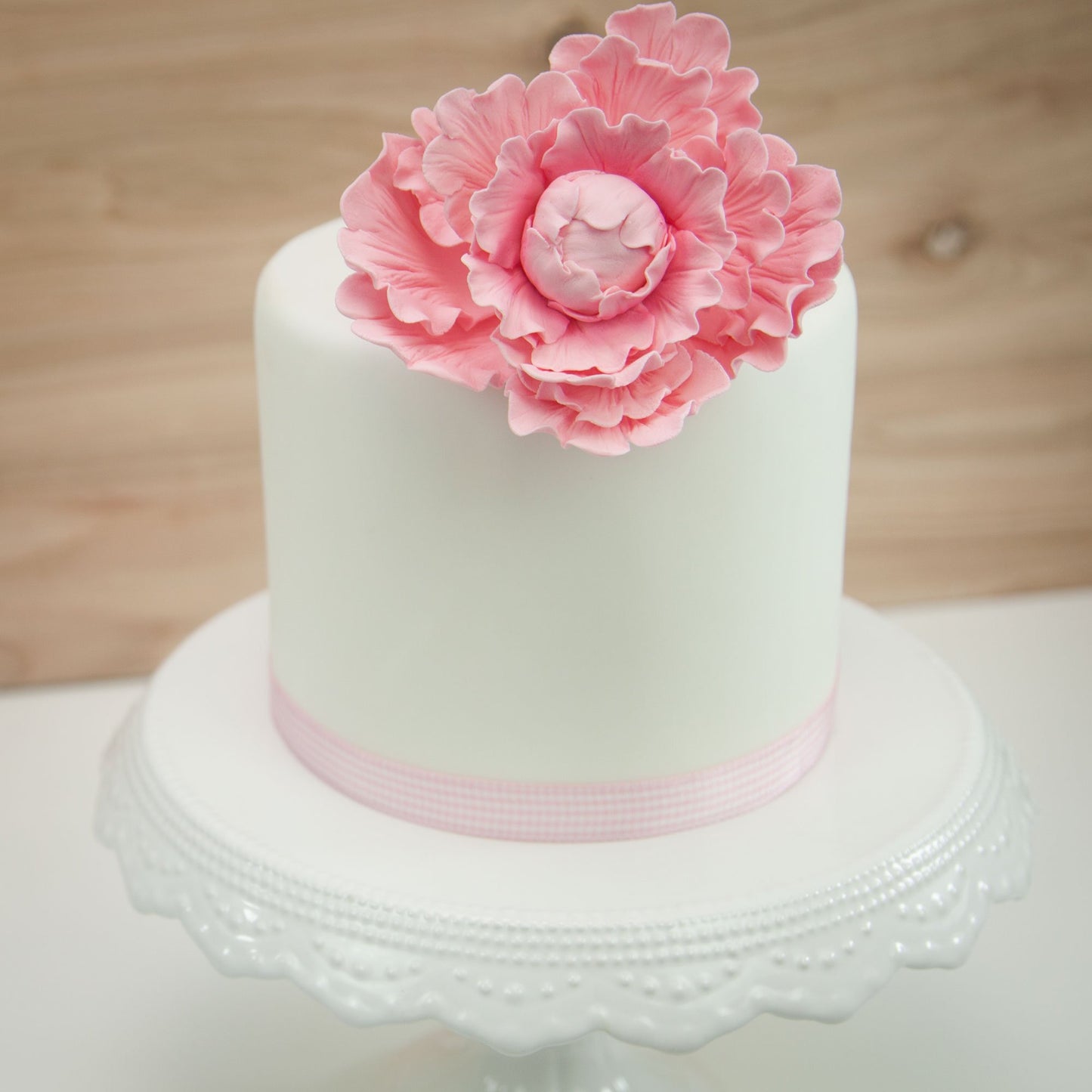 Global Sugar Art Premium Peony Sugar Cake Flowers, Pink, Model 34251, 1 Count