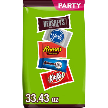 Hershey Assorted Chocolate Flavored Snack Size, Candy Party Pack, 33.43 oz