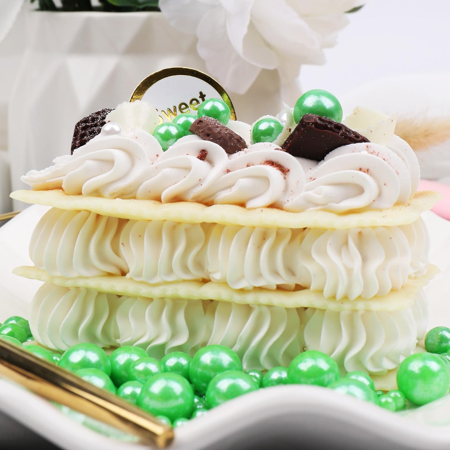 Green Sprinkles For Cake Decorating, 120G/4.23Oz Edible Green Pearl Sprinkles Mix, Sugar Candy Pearls For Baking, Cookie Decorat