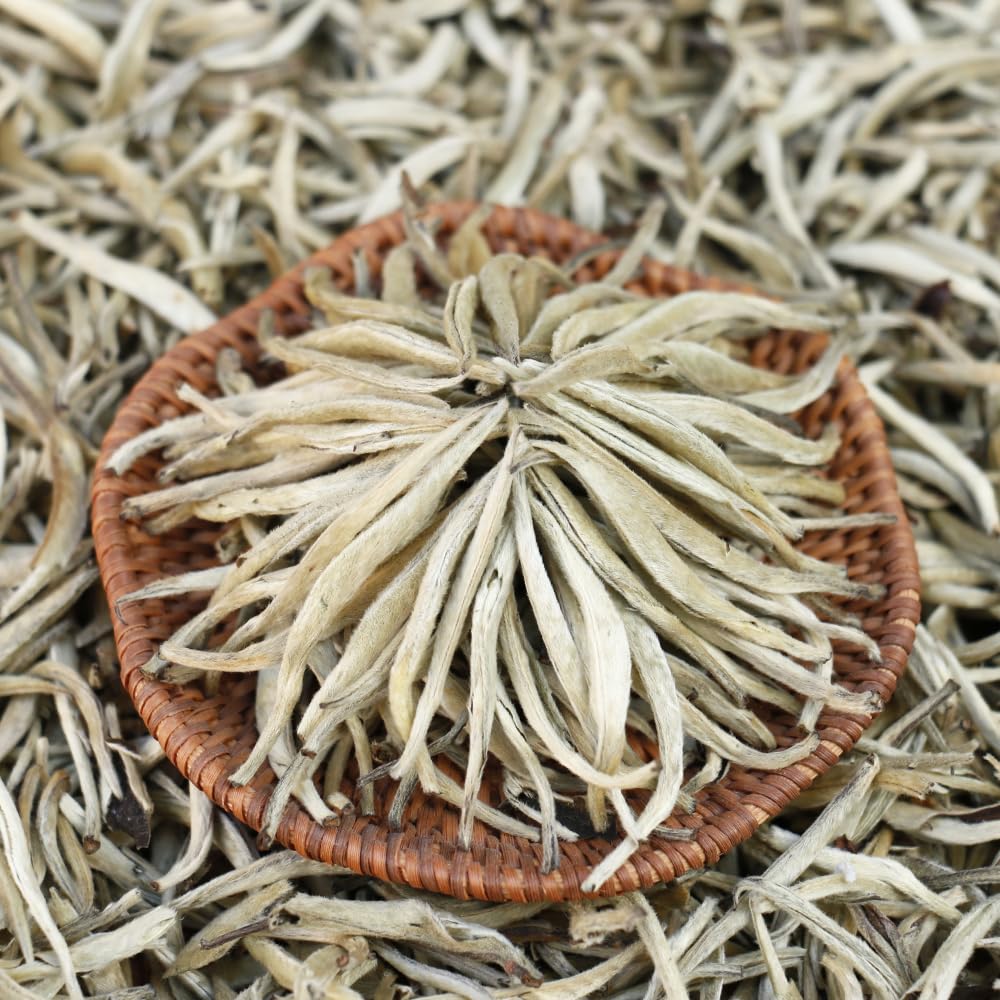 SANRAN Silver Needle White Tea Loose Leaf, Premium Yunnan Bai Hao, Low Caffeine, 5.29oz