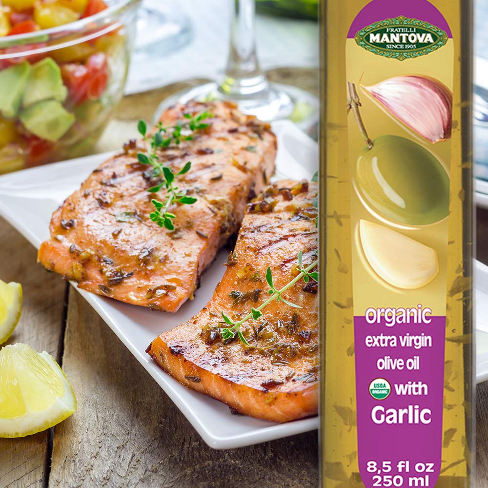 Mantova USDA Organic Garlic Extra Virgin Olive Oil (EVOO), Cold-Pressed, Imported from Italy. Perfect for salad dressing, vegeta