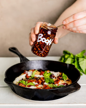 Boon Sauce Chili Oil, Spicy with Garlic and Anchovies, 8 Ounces, Glass Jar