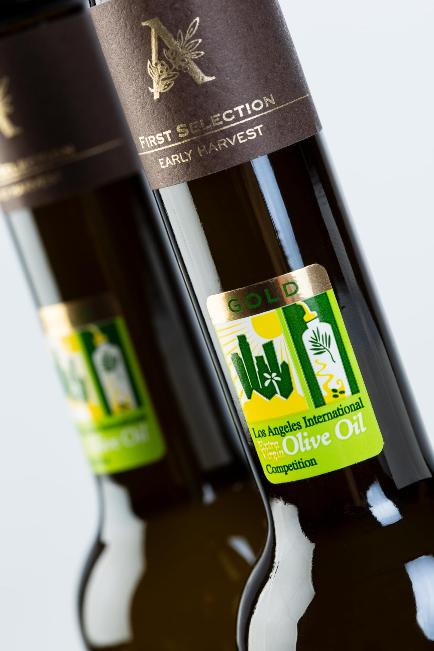 Gift Box of DESERTMIRACLE Cold Pressed Polyphenol Rich Moroccan Olive Oil, Extra Virgin Olive Oil with High Polyphenols, Organic