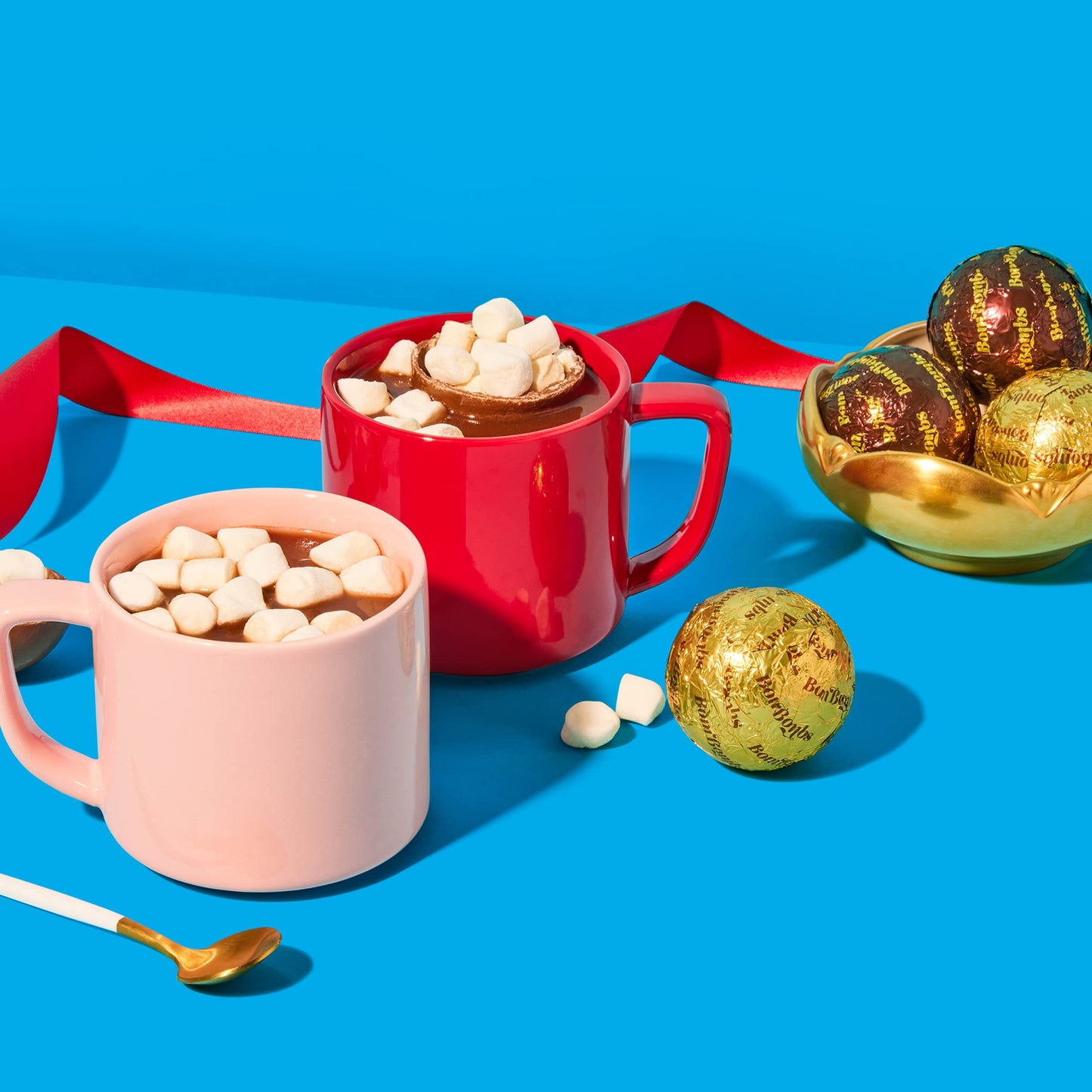 Ombs Hot Chocolate  S, Classic Milk Chocolate Cocoa   Gift Set, Includes 2 Flavors; Caramel Candy And Fudge Brownie Filled With Mini Marshmallows, Set Of 10