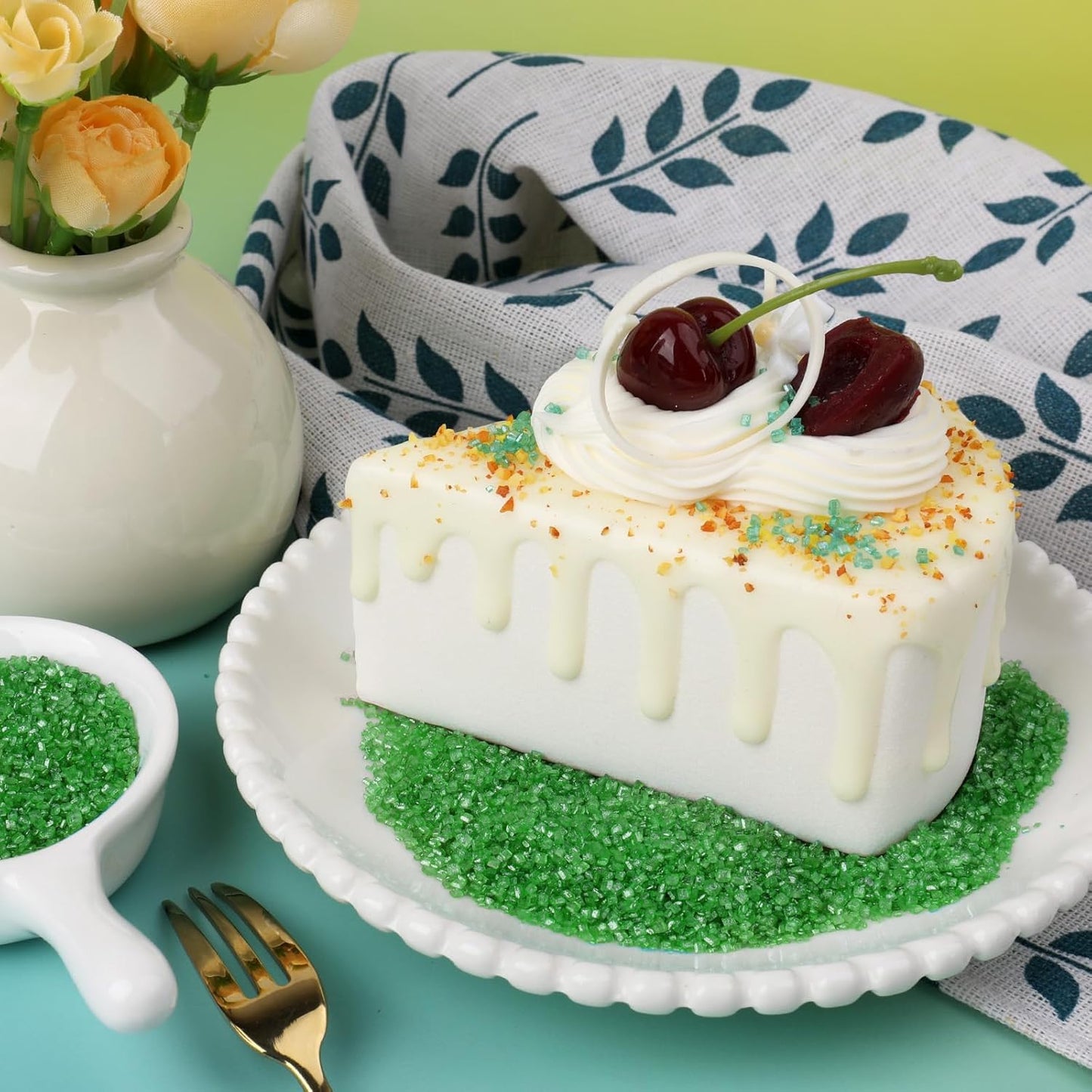 Green Sanding Sugar Sprinkles, 4.6 oz Edible Sparkling Sugar Crystals for Baking Topping, Cupcakes, Cookies, Ice Cream & Cake De