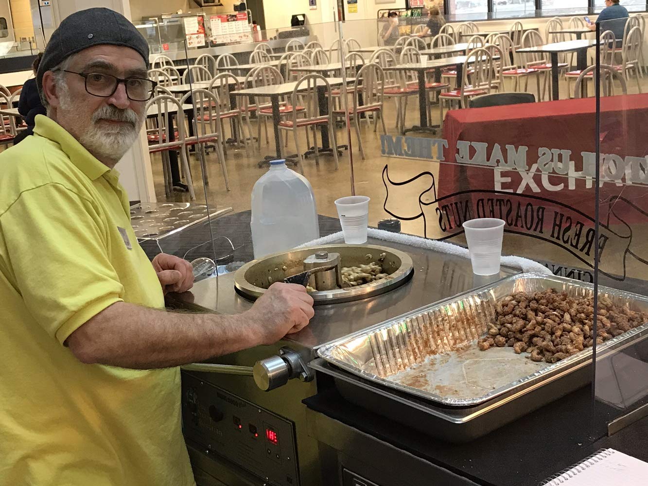 The Nutty Bavarian Cinnamon Glazed Pecans & Lightly Salted Cashews, 4 Cone Pack, Purple & Clear Blue