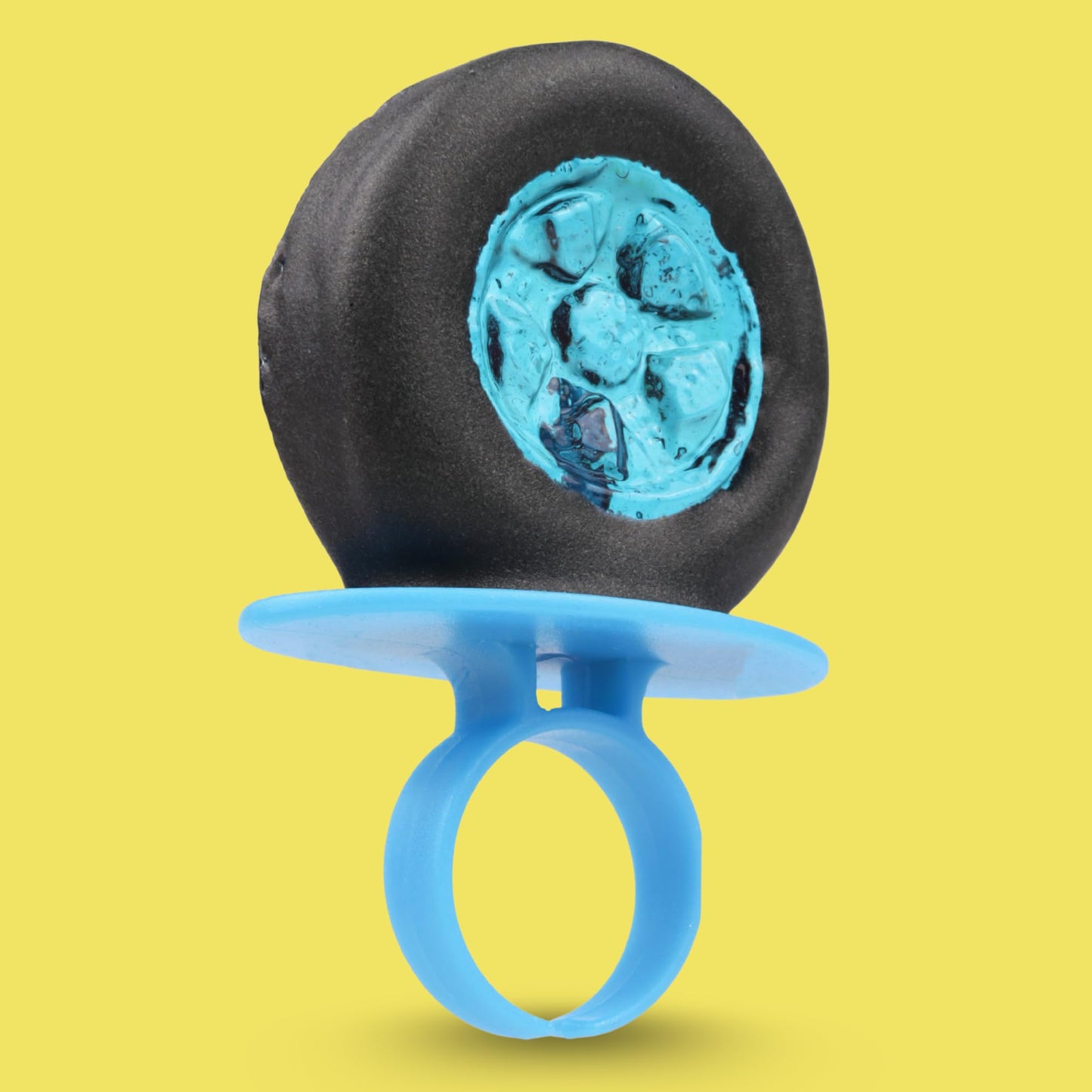 Limited Edition Hot Wheels Individually Wrapped Lollipop Rings  Party Favor Candy  Car Decorated Suckers  Assorted Fruit Flavors  18 Pieces