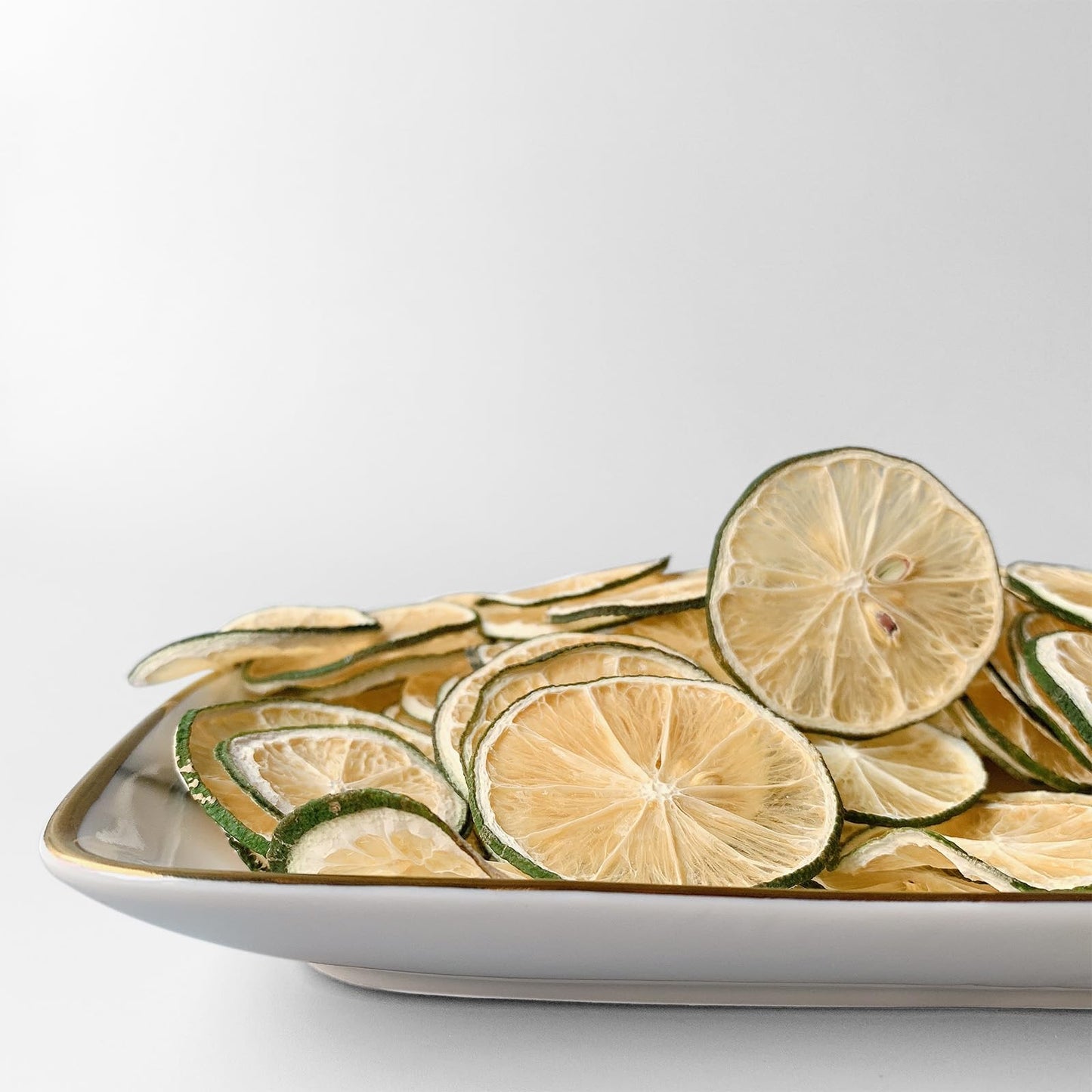 Oranfit Dried Lime Slices, Natural Dried Lime Slices, Crafts Cake Decoration Cocktail Garnish Table Scatters Potpourri Candle Crafts (3Oz/85G)