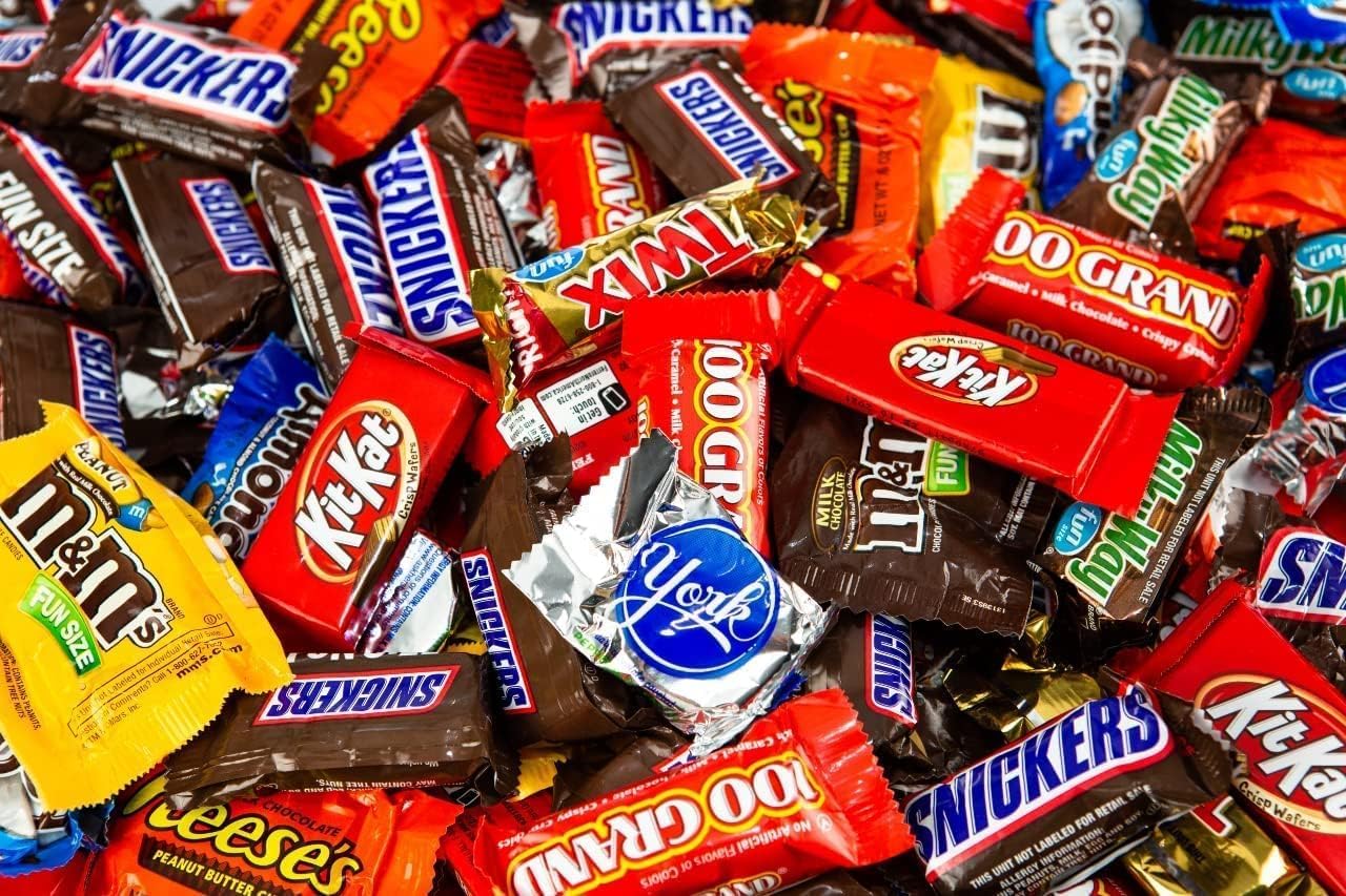 CandyKrave Halloween Assorted Chocolate Candy Variety Pack - 4lb Assorted Bulk Chocolate Candy & Chocolate Gifts - Halloween Cho