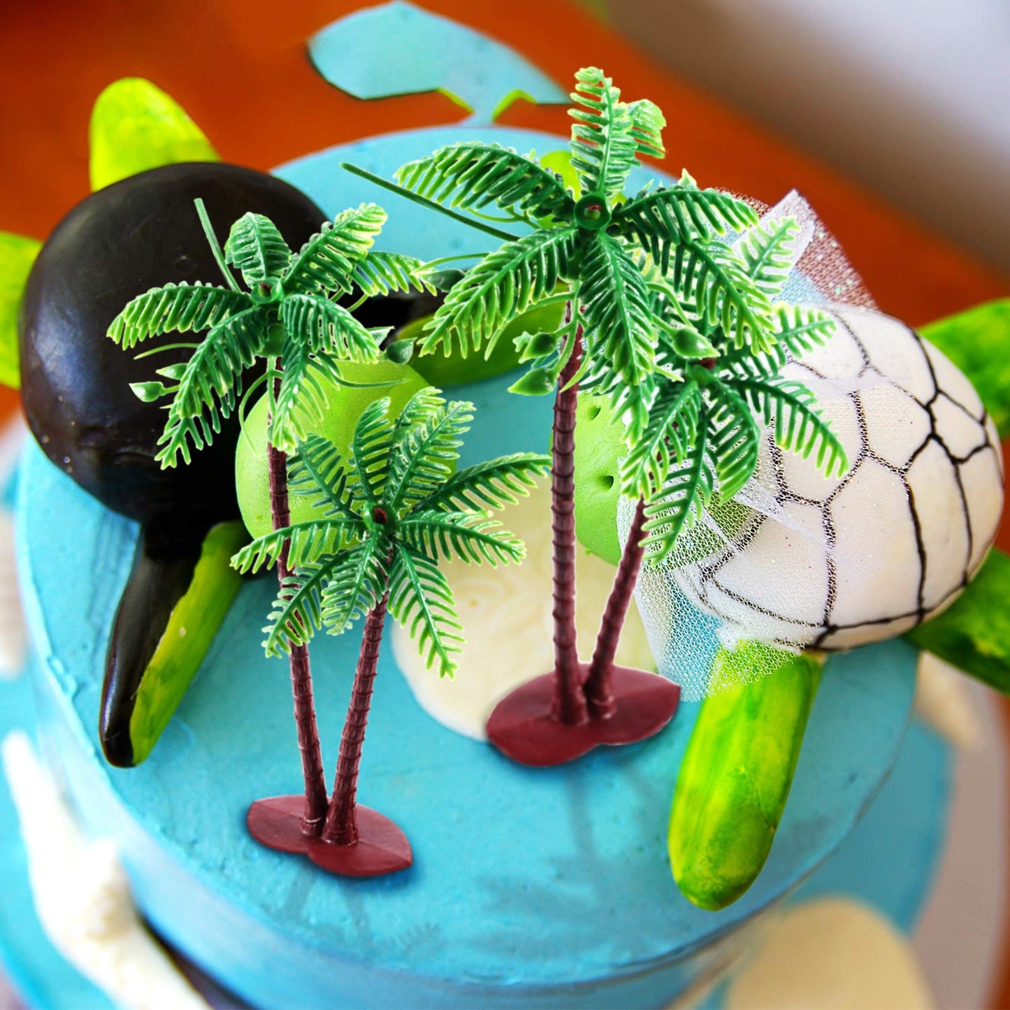 Jovitec 16 Pieces Plastic Palm Tree Cake Topper Small Green Palm Coconut Tree Cake Decorations 5.5 Inch Hawaiian Tropical Cupcake Topper