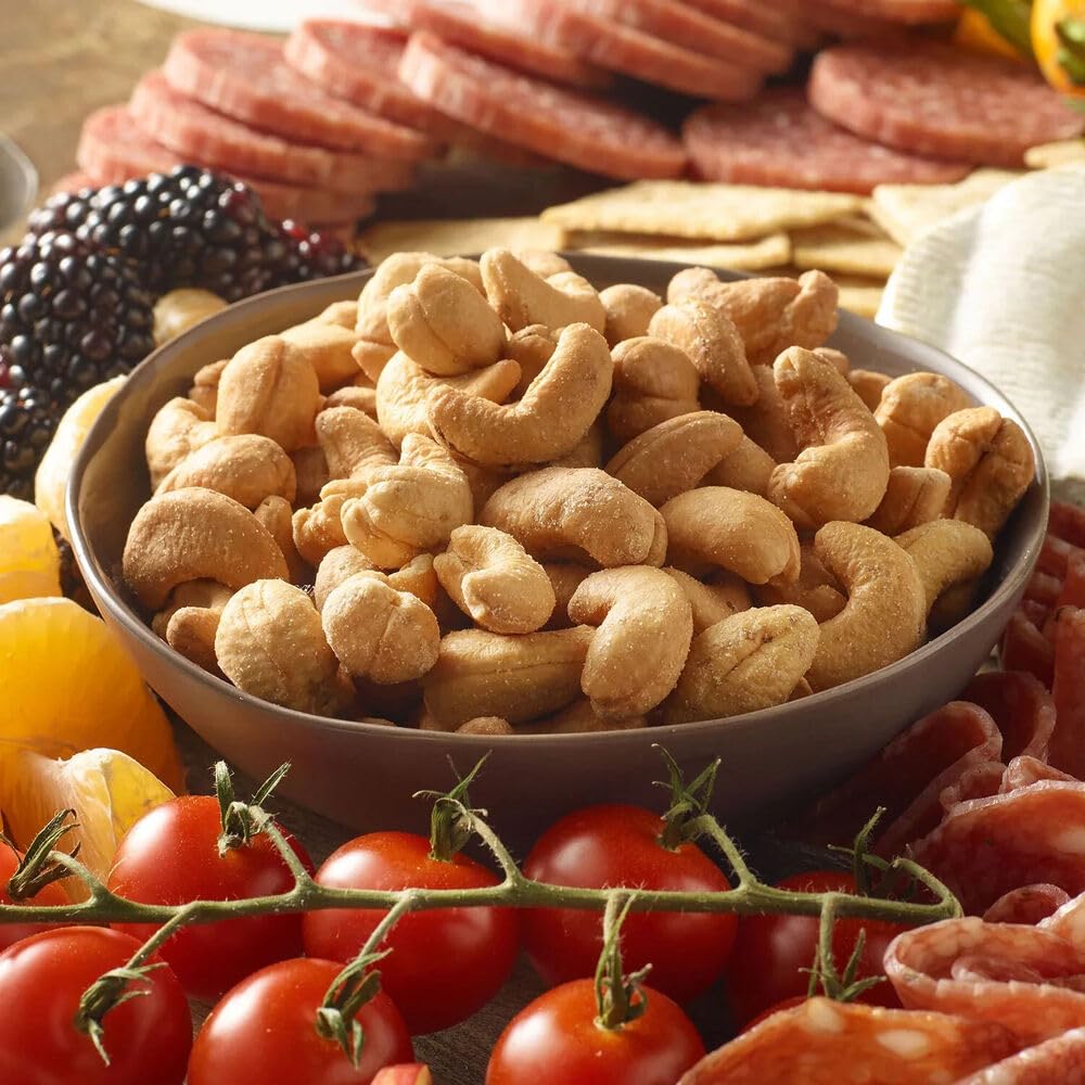 Member'S Mark Roasted Whole Cashews With Sea Salt (33 Ounce)