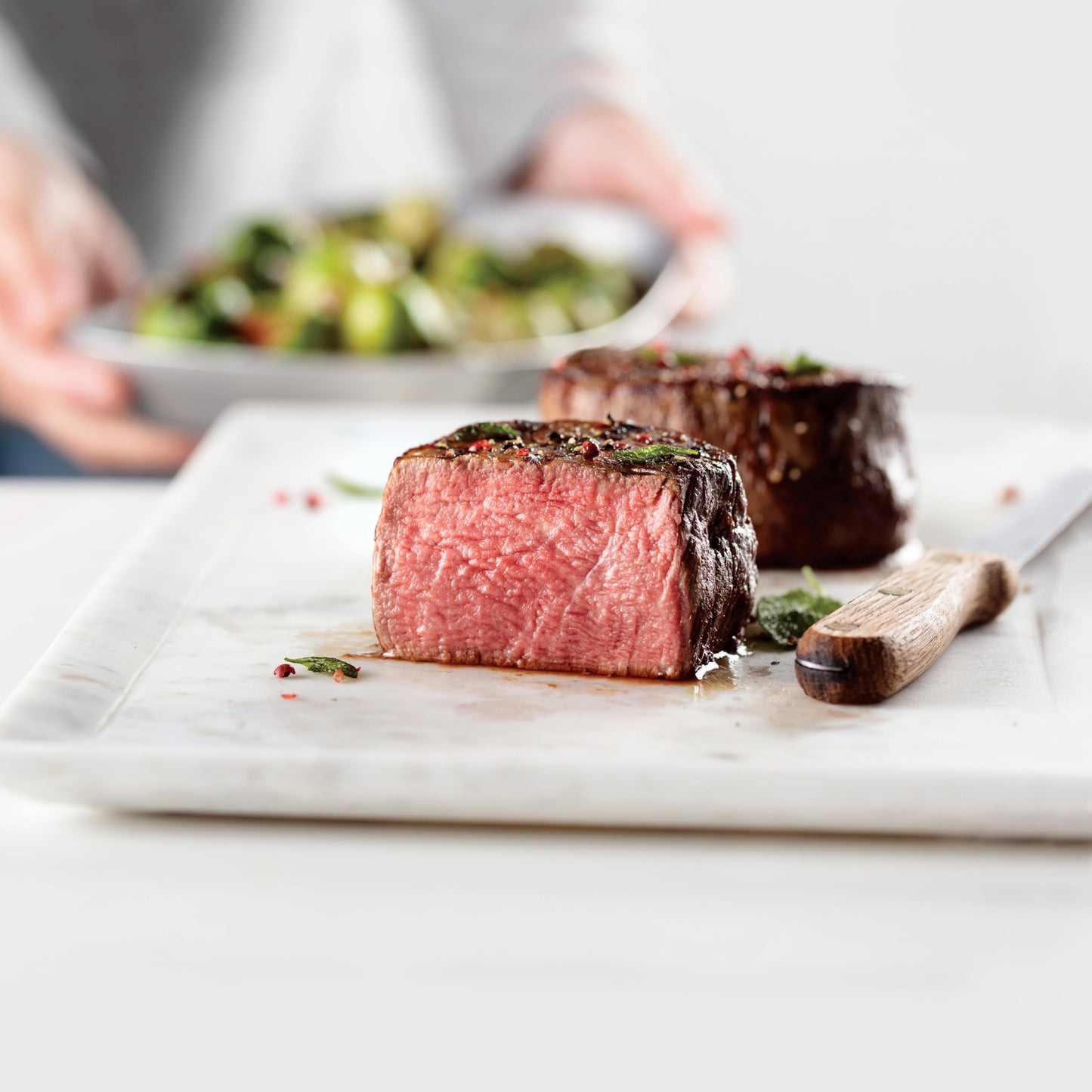 Omaha Steaks Butchers Cut Filet Mignons 4 (8 Oz.) – Usda Certified Tender, Aged Beef Steaks, Individually Sealed, Enhanced Gift Or Grill-Ready Dinner