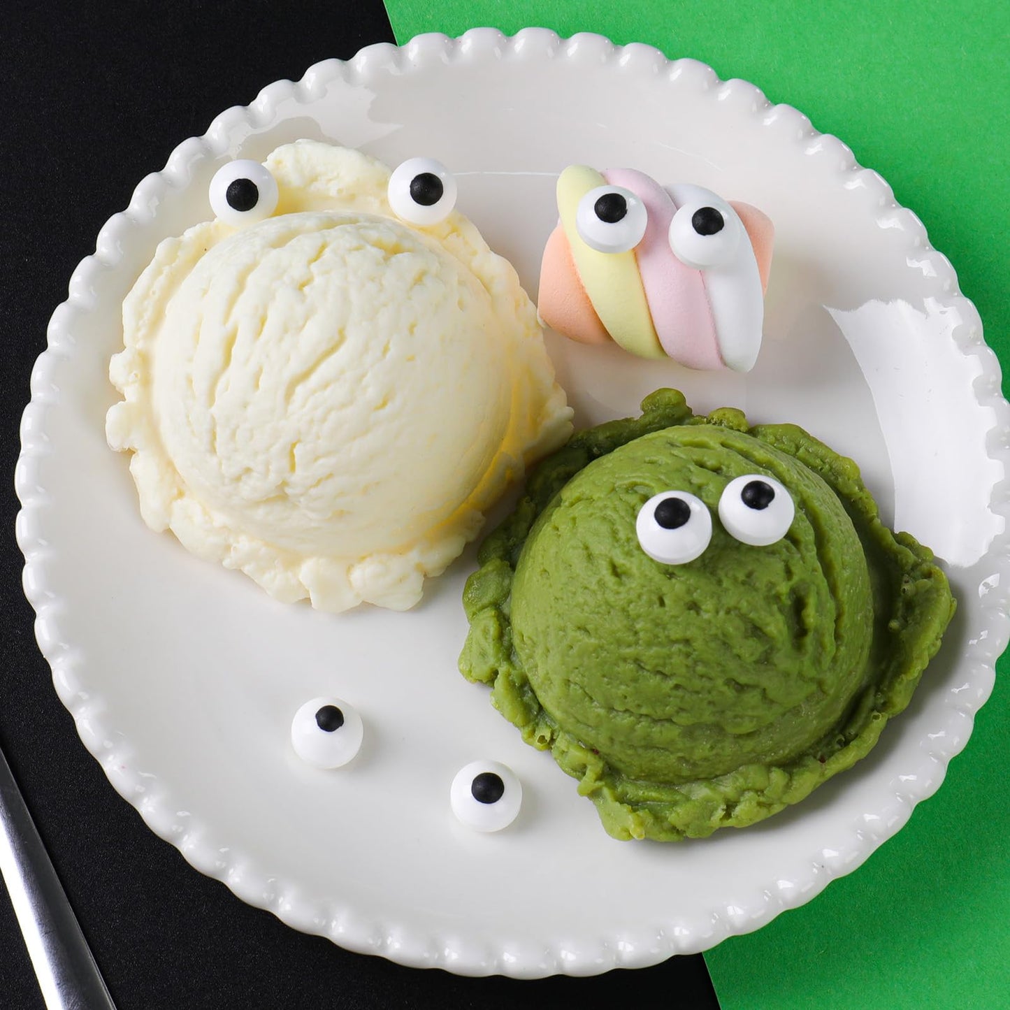 Edible Candy Eyes for Decorating  1cm Candy Eyeballs Halloween Sprinkles for Cake Cupcakes Cookies Baking 3.5oz