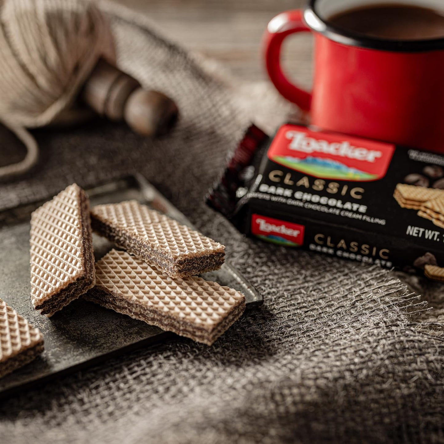 Loacker Classic Dark Chocolate Wafers - Premium Crispy Wafer Cookies with Dark Chocolate Cream Filling - Multipack of 12 Snack P