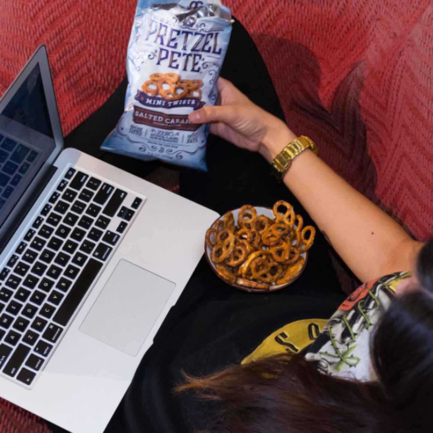 Pretzel Pete Salted Caramel Seasoned Mini Twist Pretzels, 100 Calories, Non-Gmo, Small Batch, Bold Flavor, 0.8Oz (24 Pack)