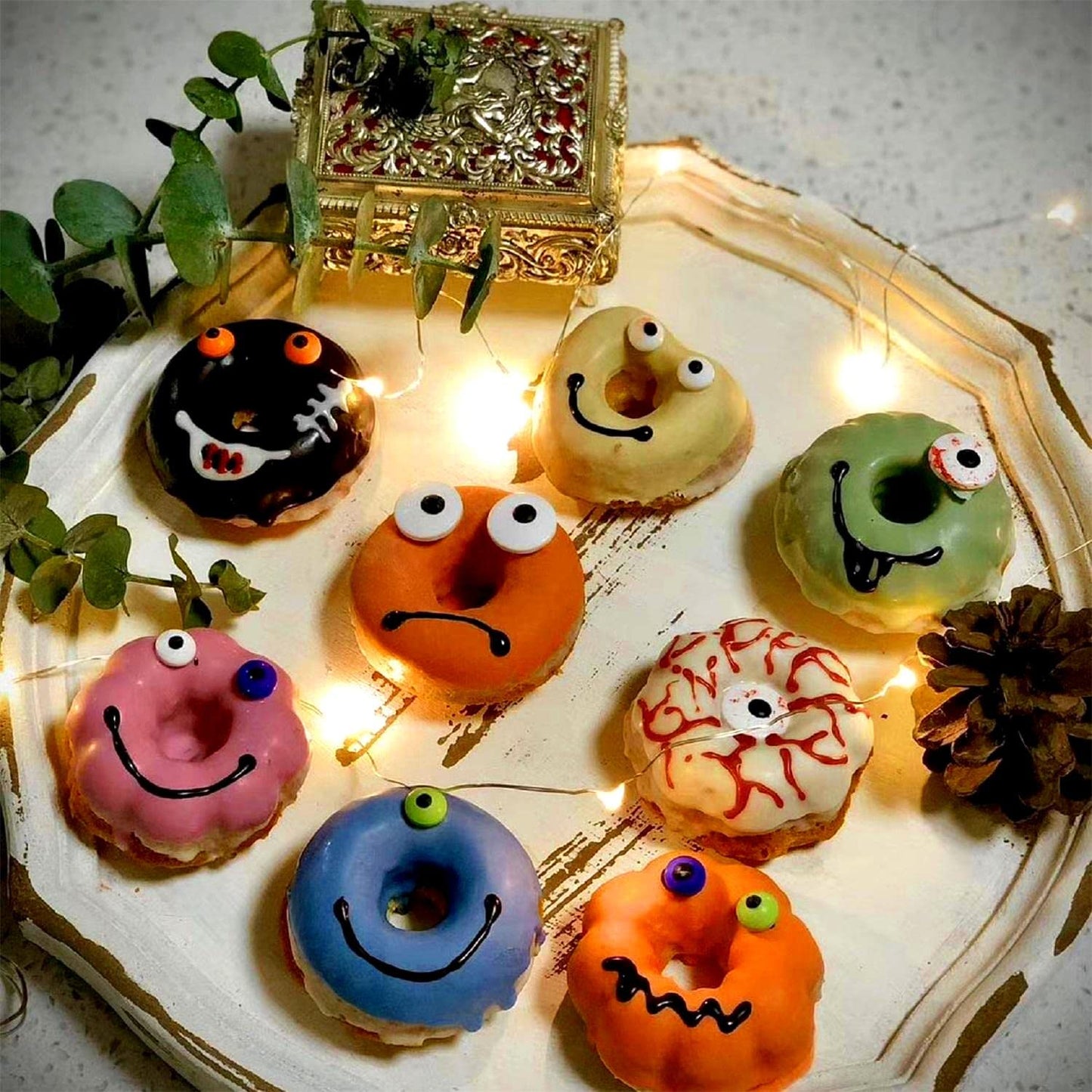 Small Edible Eyes for Decorating Small Eyeball Sprinkles Candy Eyes Edible Eyes for Cupcakes Edible Googly Eyes Halloween Eyes S