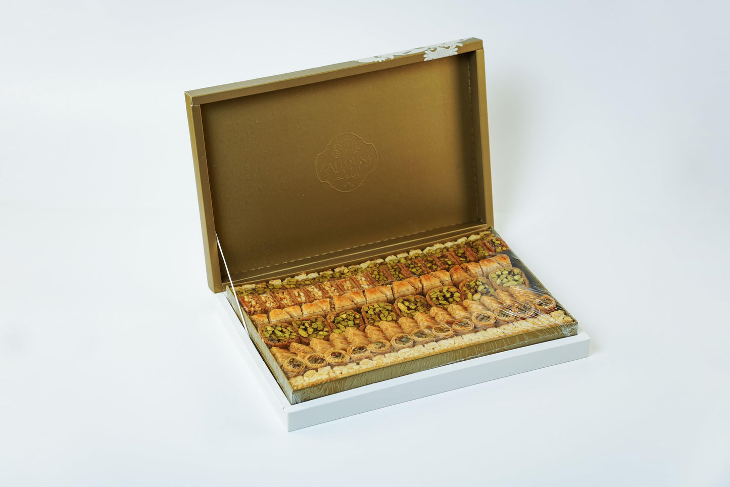 Zaitoune Baklava S  Box - 2.2 lb Traditional Honey Pastry - Handmade in Turkey