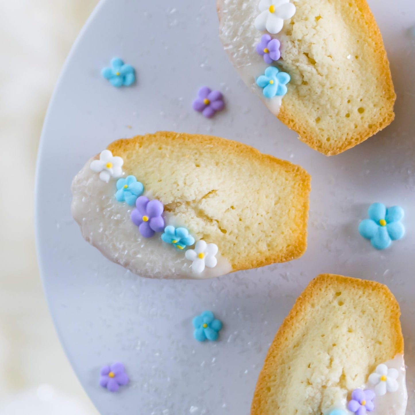 54 Winter Blossoms Icing Flowers | Small Edible Flowers | Icing Roses | Blue And Purple | Flower Sprinkles | Purple Sugar Flower