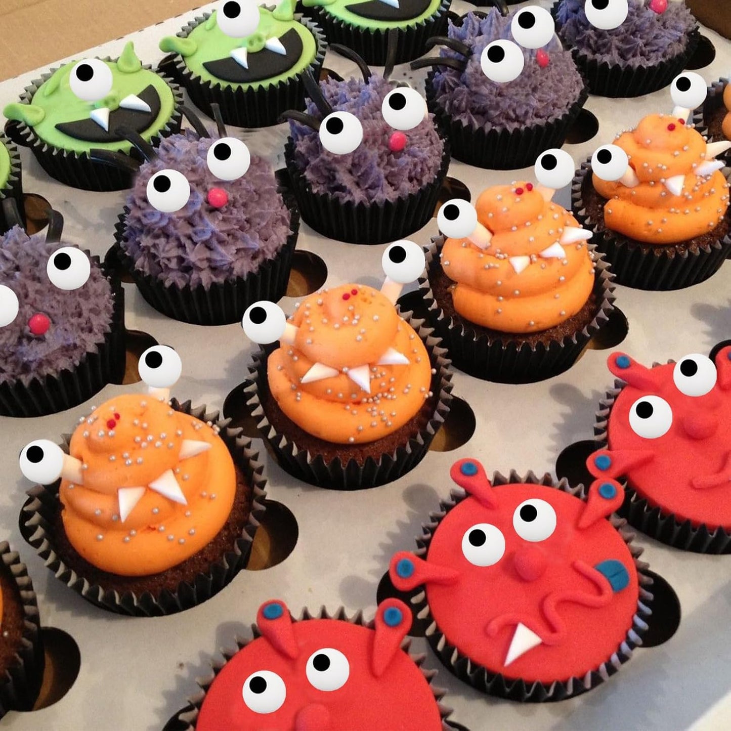 Sarahs Candy Factory Mini Size (0.3 inches) 3.1 Oz in Bottle Candy Eyes Eyeballs for Cake, Cupcake Toppers, Cookie Decorations
