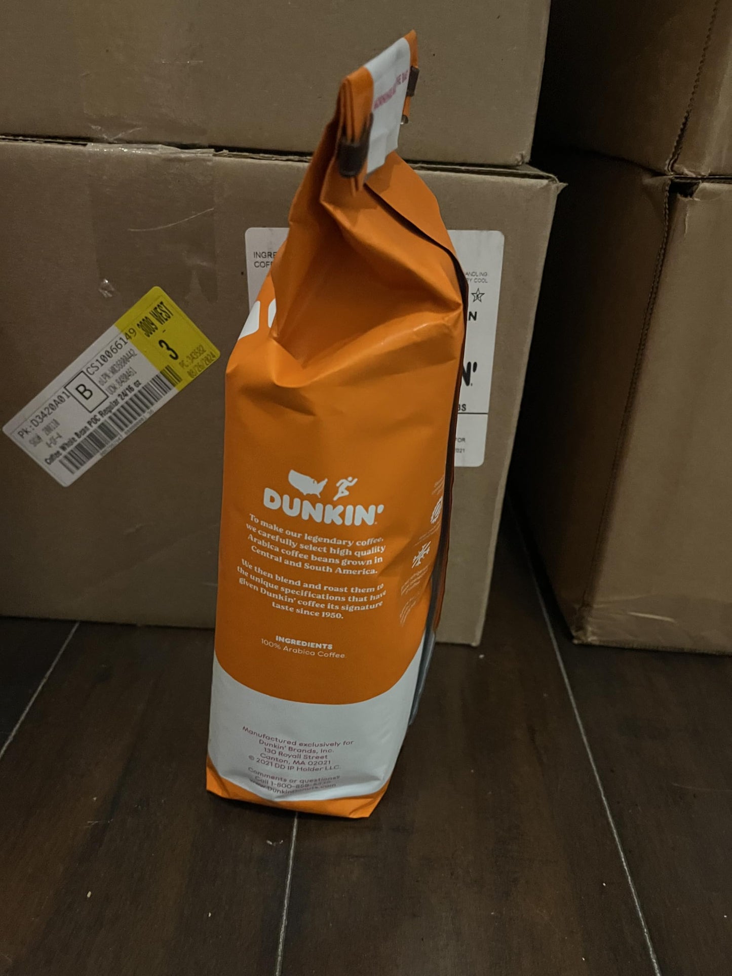 Dunkin' Donuts Whole Bean Coffee, 5 LB (5 x 1 LB), Freshly Roasted, Perfect for Brewing, Rich Flavor, 16 Ounce Pack