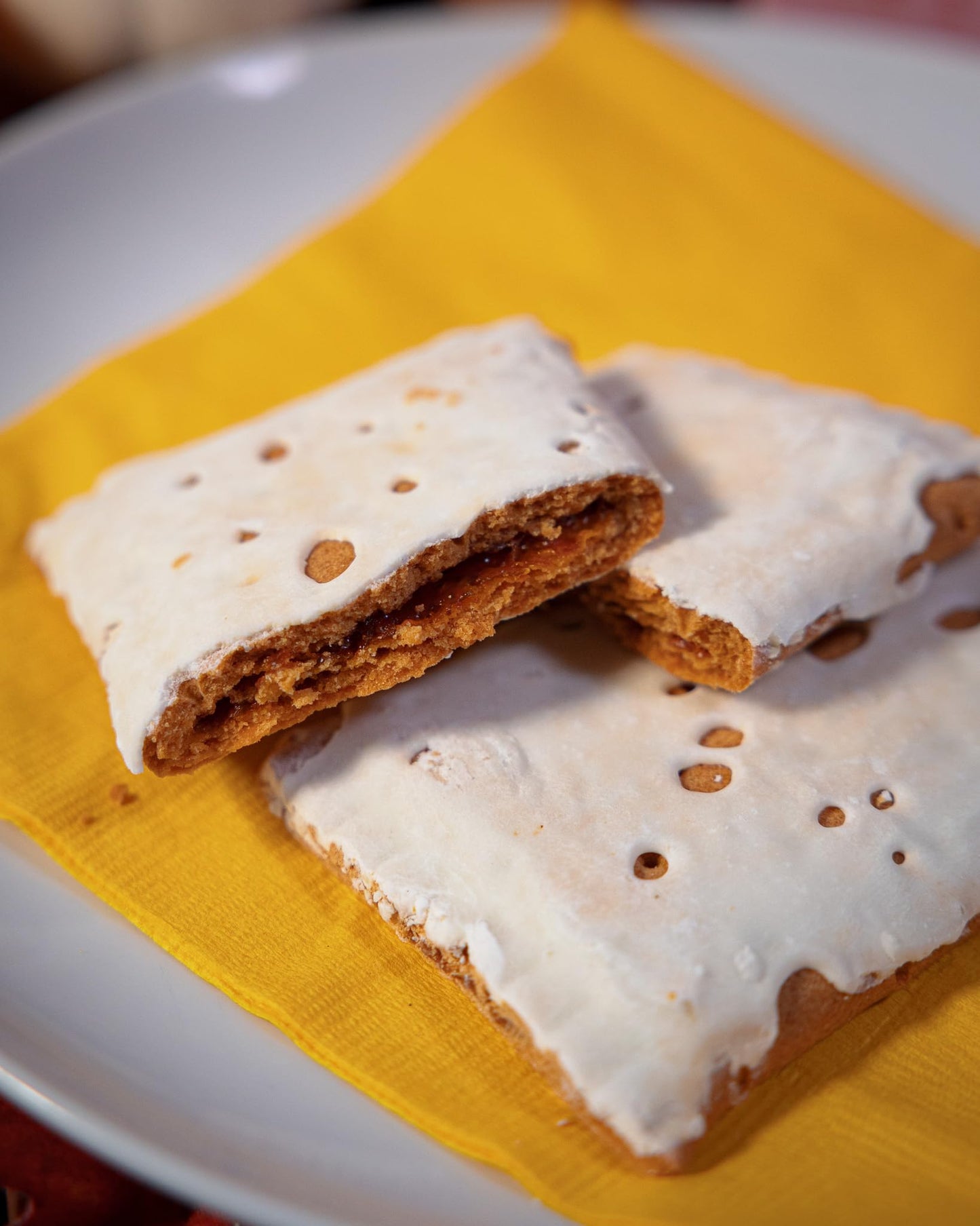 Katz Gluten Free Pumpkin Cheesecake Toaster Pastries. Limited Edition Fall Flavor Breakfast Snack. Free of Dairy  Peanuts  Tree Nuts  and Sesame  No Artificial Color. Kosher (12Pk)