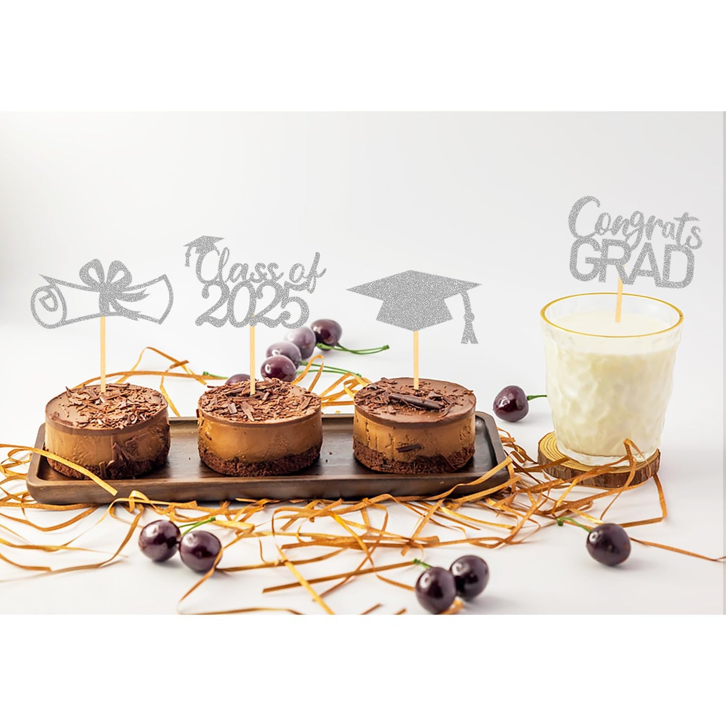 Moitkptt Graduation Cupcake Toppers, 24 Pcs, Class of 2025, Silver, Model fhsh003