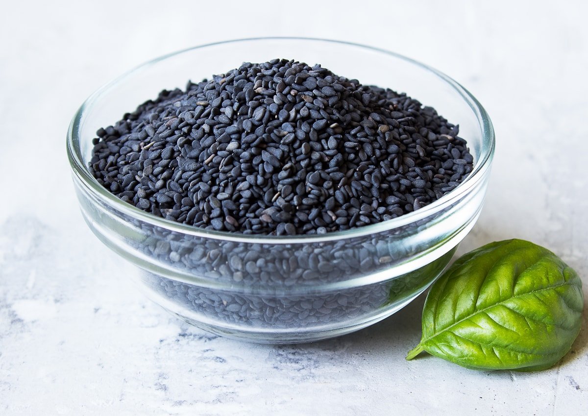 Food To Live Organic Black Sesame Seeds, 8 Ounces Non-Gmo, Raw Unhulled Kala Til Seeds, Unroasted, Kosher, Vegan, Bulk. Good Source Of Calcium, Iron And Dietary Fiber. For Sesame And Tahini Paste.