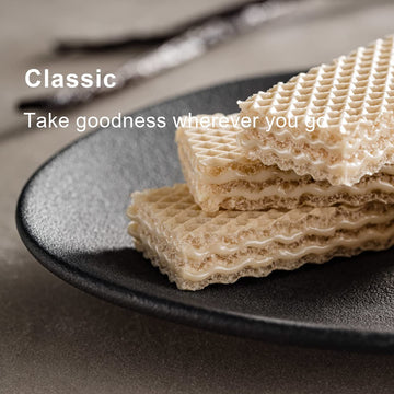Loacker Classic Vanilla Wafers - Premium Crispy Vanilla Wafer Cookies With Vanilla Cream Filling - Multipack Of 12 Snack Packs - Non-Gmo - Sustainably Sourced Vanilla - 45G/1.59Oz, Pack Of 12
