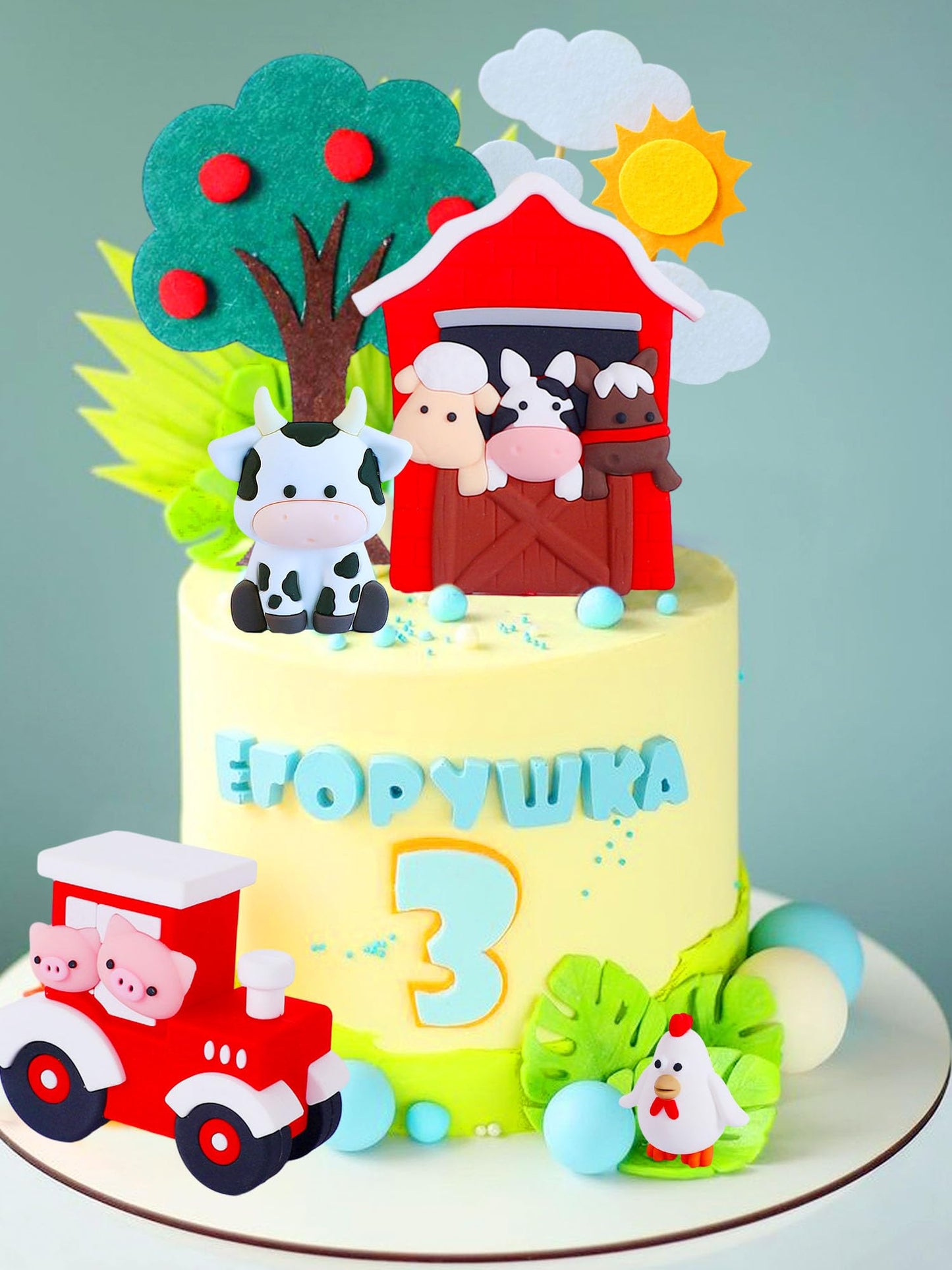 Jevenis Red Farm Animal Cake Decoration Sheep Cake Topper Farm Animal Birthday Decoration Cow Cake Decoration Pig Cake Topper Fo