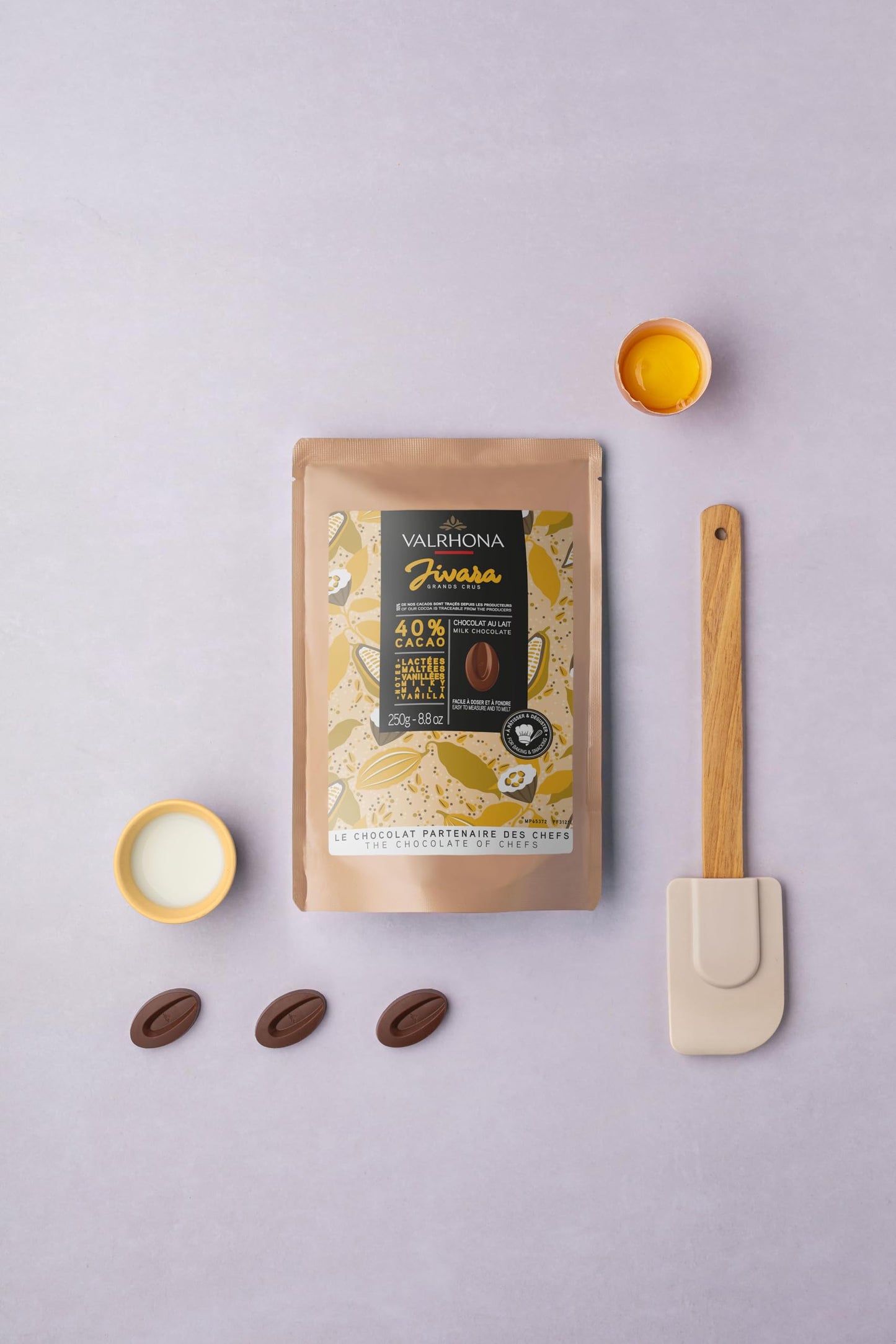 VALRHONA Milk Chocolate Discs, 40% Cacao, Easy Melt, 250g Pack