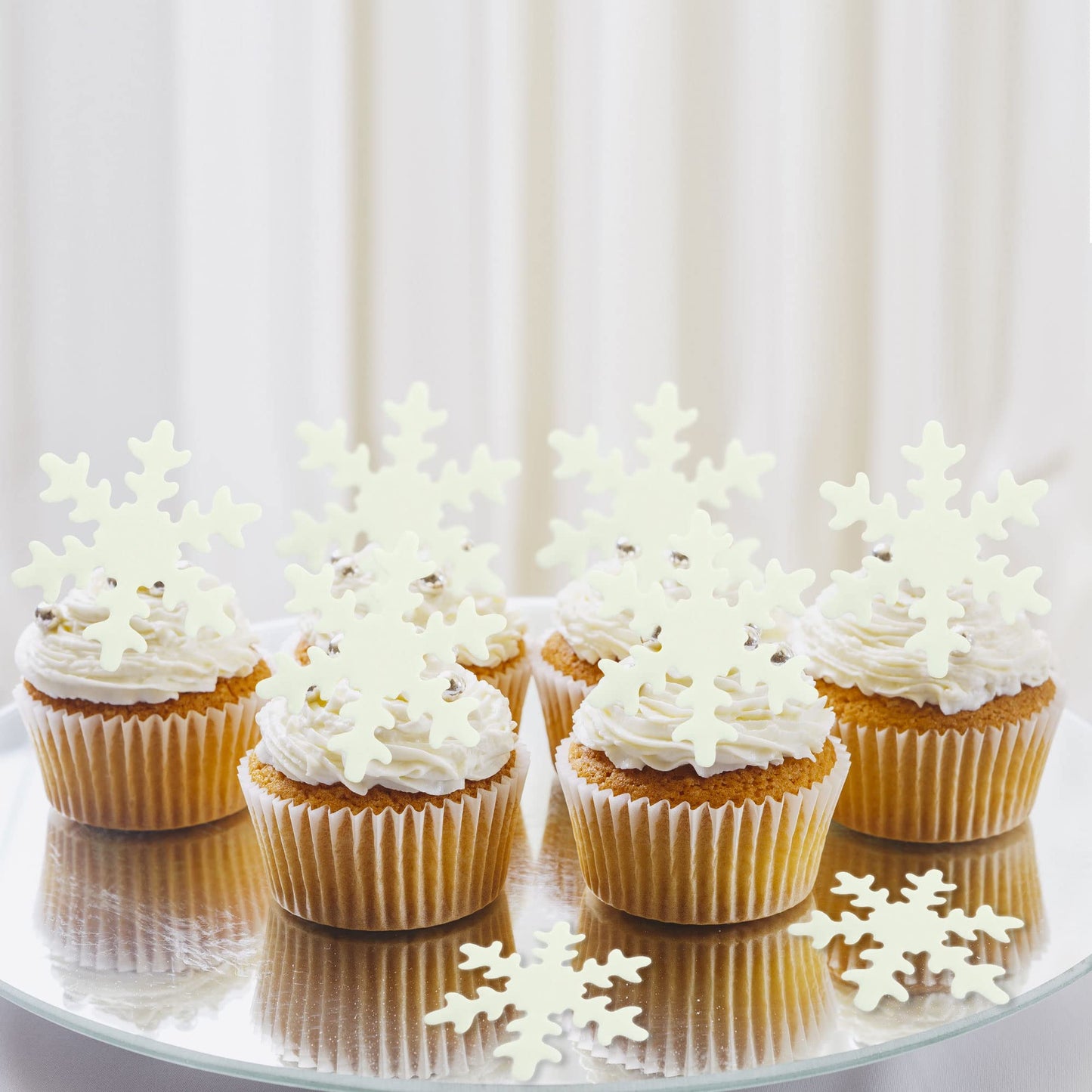 50Pcs White Edible Snowflake Cupcake Toppers Snowflakes Cake Topper Decorations For Christmas Winter Holiday Frozen Theme Babysh