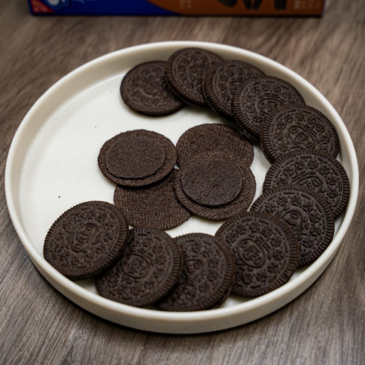 Korea Limited Edition - Oreo Thin Choco Mousse Cookies, Sandwich Crunchy Thin Between Chocolate Cream 2.96Oz Per Pack, Pack Of 4