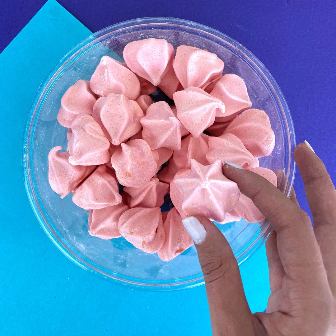 Krunchy Melts Original Meringue Cookies | Strawberry Flavor | Only 80 Calories Per Serving | Fat Free, Gluten Free, Dairy Free (