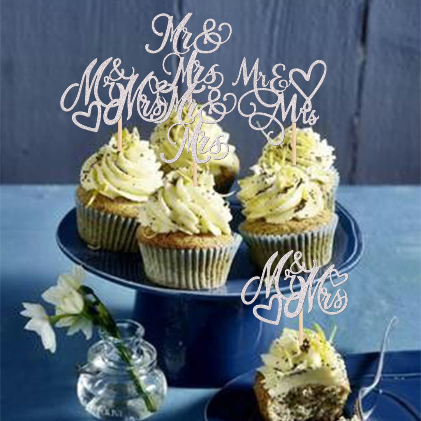 24 Pcs Mr & Mrs Cupcake Toppers Glitter Love Heart We'Re Engaged Cupcake Picks Decoration For Wedding Engagement Bridal Shower B