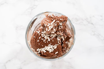 Bakerpan White Jimmies Sprinkles - 6 Ounces White Sprinkles For Cake Decorating - Edible Sprinkles For Cupcakes, Ice Cream, Cake