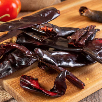 1Lb Guajillo Stemless Chile Food Service Size, Whole Dried Red Chile Seco Mexican Peppers, Chiles Descolados, Versatile Mexican