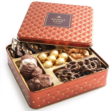 BONNIE AND POP - Holiday Chocolate and Nut Sweet and Savory Gift Basket for Thanksgiving, Christmas Gifts | Gourmet Holiday Snac