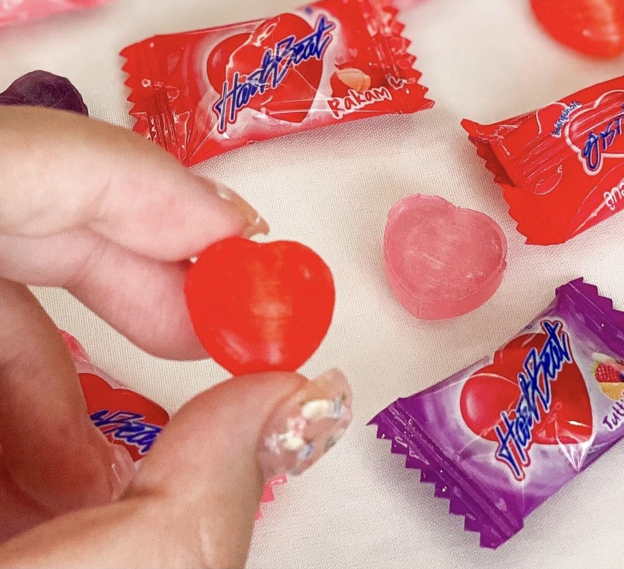 Generic Heartbeat Lychee Filled With Lychee Syrup Heart Shaped Hard Candy, (25 Counts), 4.4 Oz