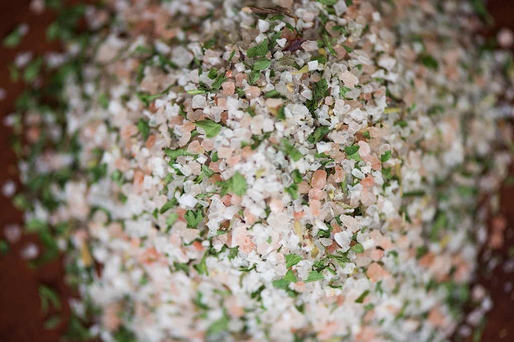 Peg'S Pink Salt Seasoned Salt - Gourmet Seasoning - All Purpose For Cooking - Salt With Herbs And Spices (6 Oz)