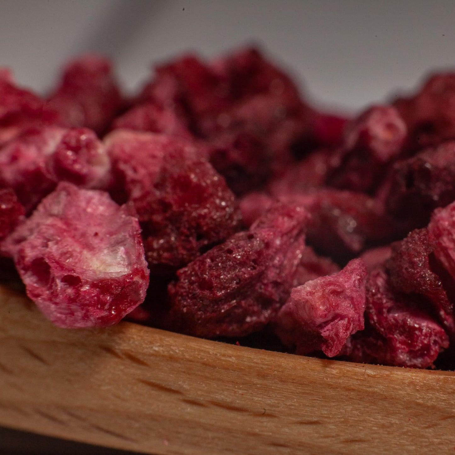 Survival Grocery Freeze Dried Pomegranate Seeds - Certified Kosher, No Sugar Added, No Preservatives, Rich In Antioxidants & Vit