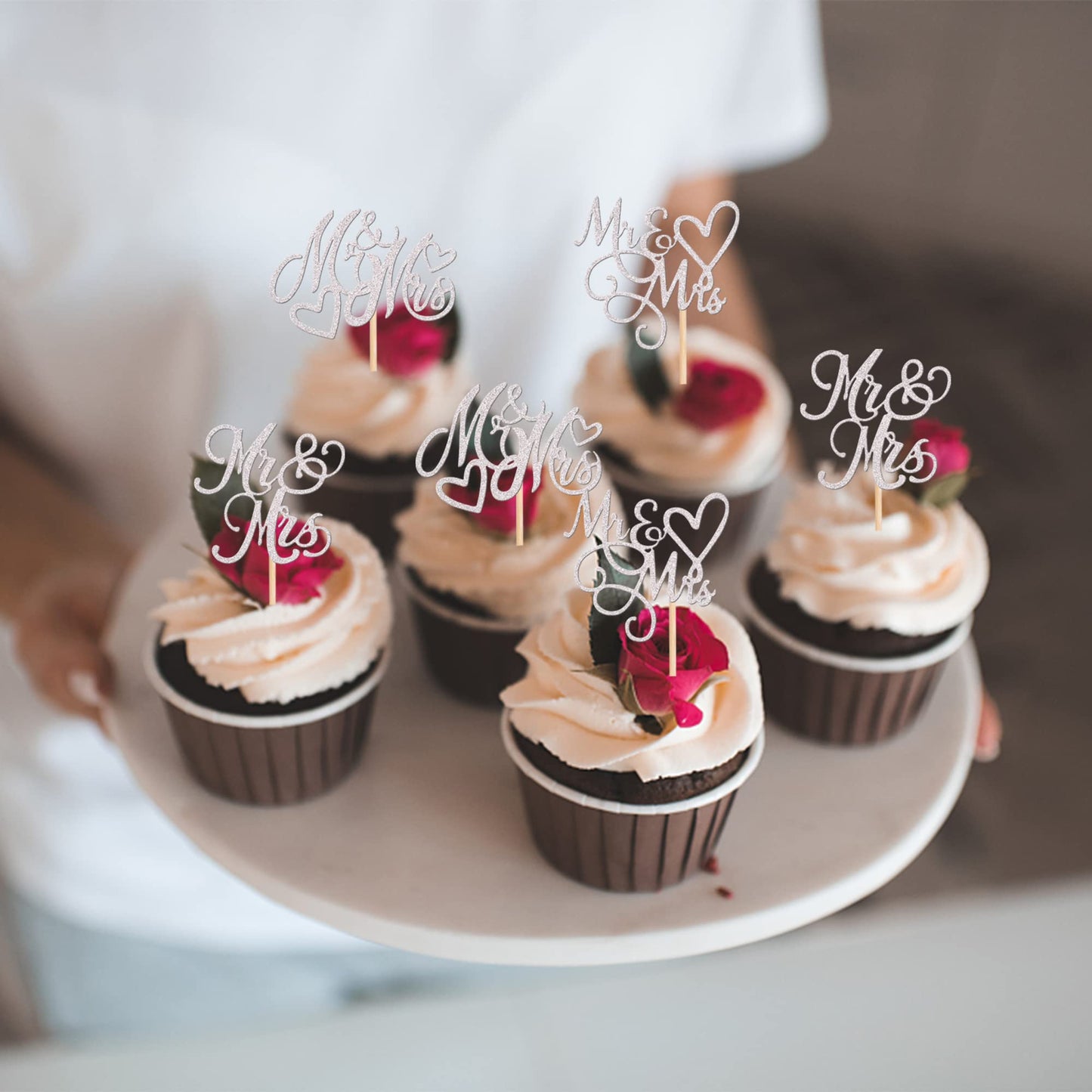 24 Pcs Mr & Mrs Cupcake Toppers Glitter Love Heart We'Re Engaged Cupcake Picks Decoration For Wedding Engagement Bridal Shower B