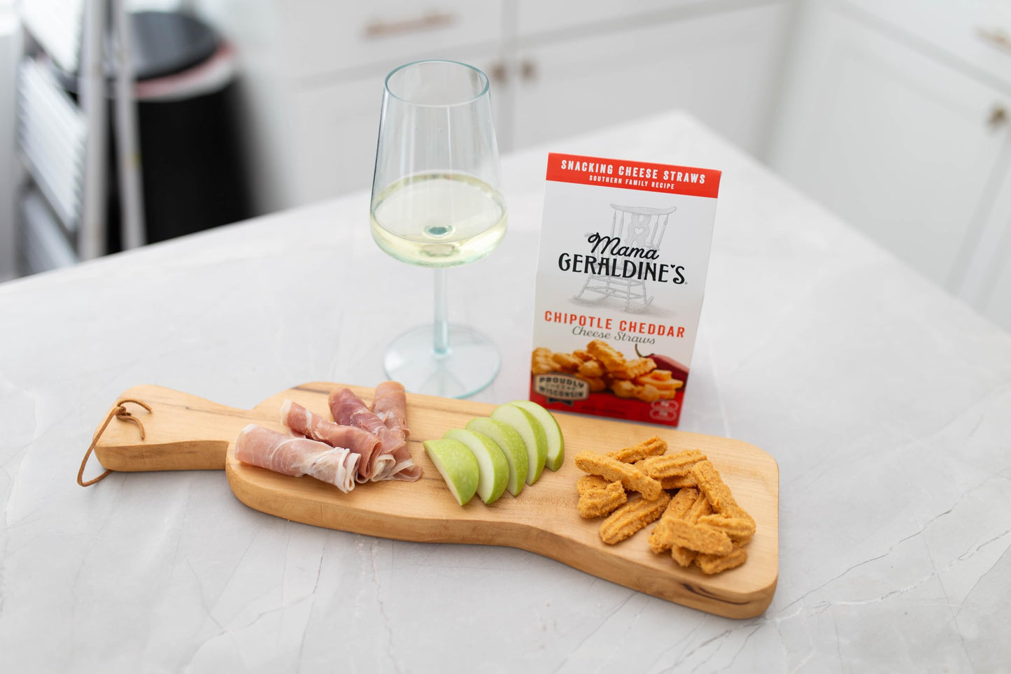 Mama Geraldines Chipotle Cheese Straws - 4.5 oz Box (6 Pack) - Spicy & Savory Baked Cheese Snacks