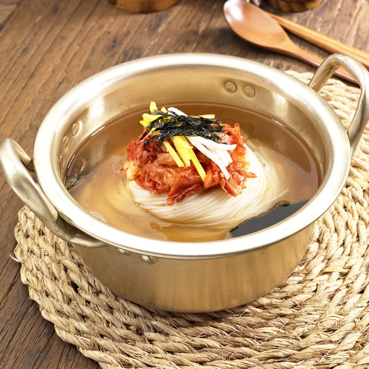 Surasang Kimchi Janchi Guksu, Spicy And Savory Korean Thin Non-Fried Noodle With Kimchi Bowl, Healthy Instant Noodle, 5.92 Ounce