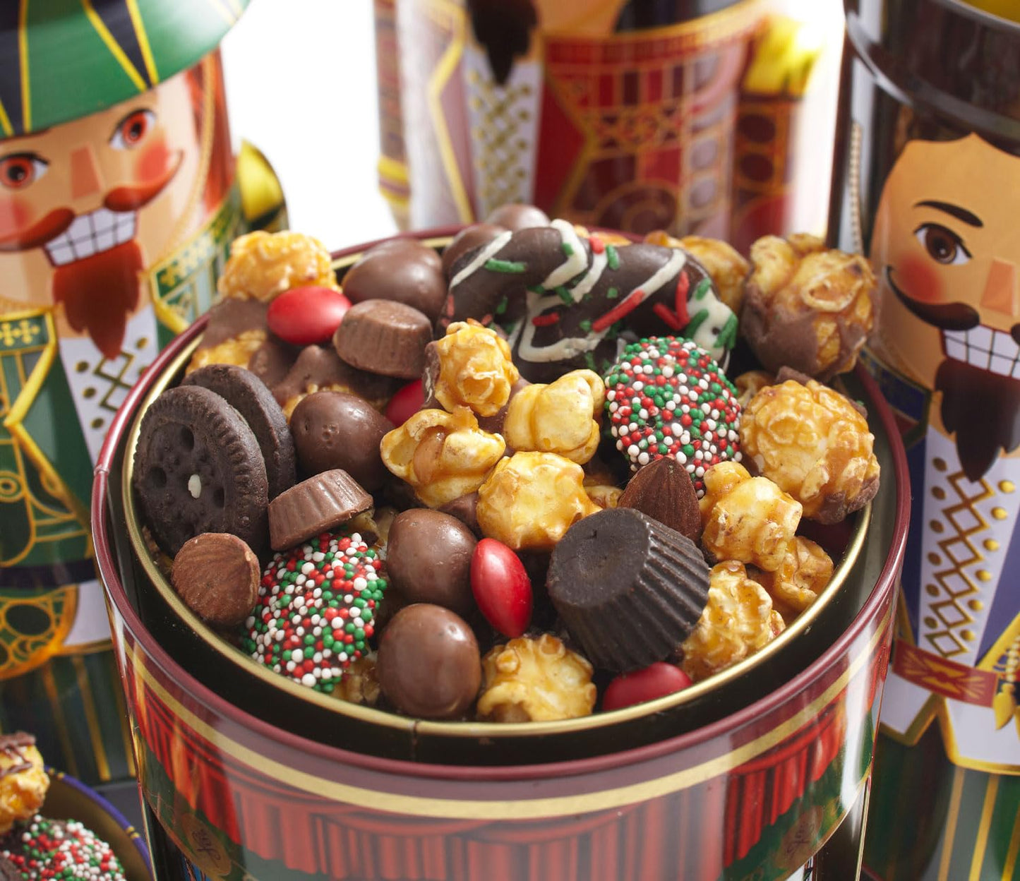 BONNIE AND POP - Christmas Gift Baskets - Chocolate, Cookies, Gourmet, Snacks, Candy Brittle, Food, Holiday Care Package for Fam
