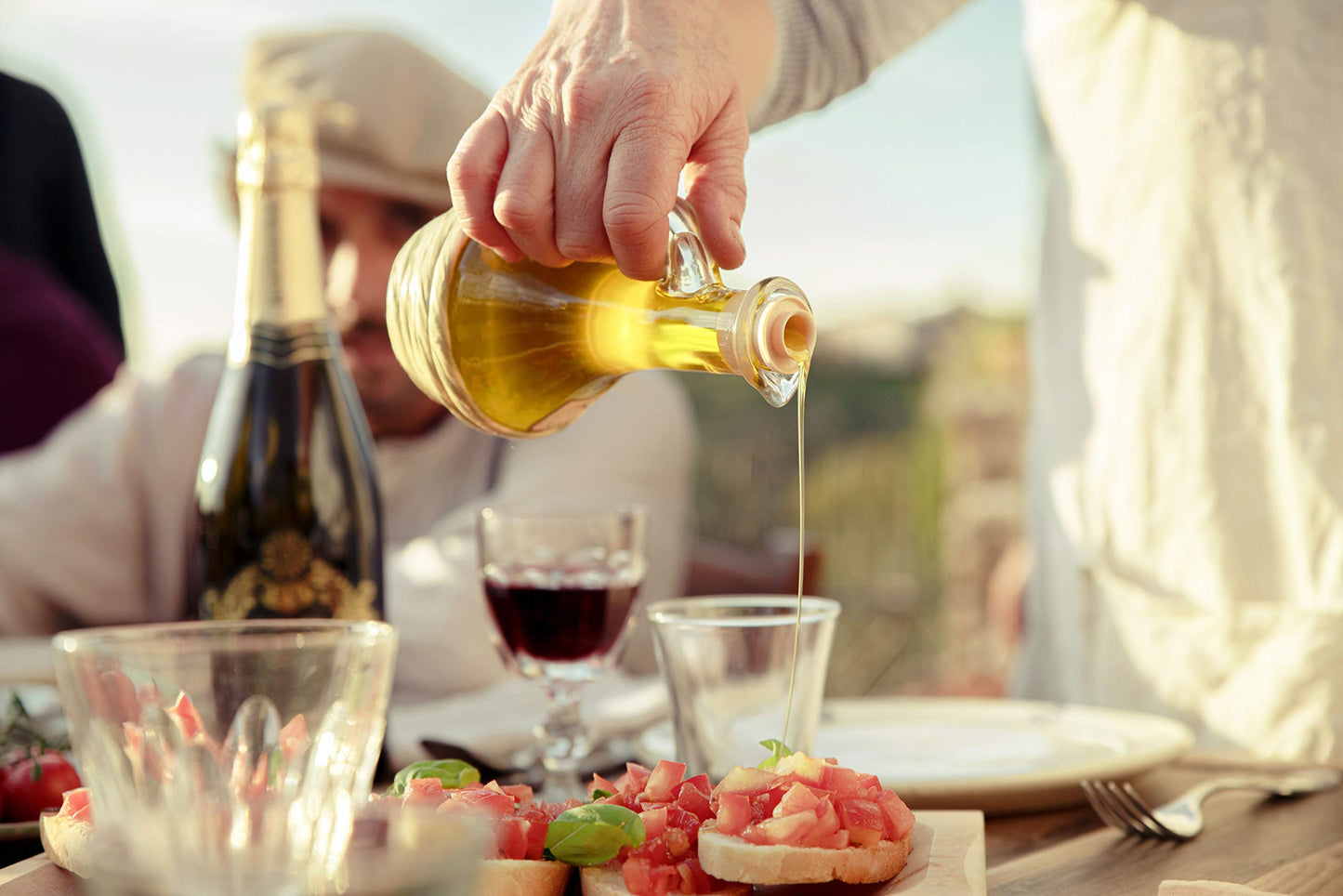 Tuscanini Garlic Infused Extra Virgin Olive Oil 250Ml, Imported From Italy, Cold-Pressed, Luxurious Taste, All Natural, Non Gmo,